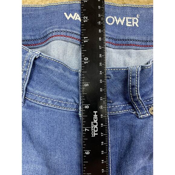 WallFlower Jeans Women's 11 Regular 28x28 The Ultra Fit Blue Denim 2-Button 769 - Picture 13 of 14
